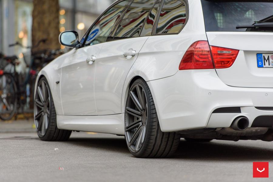  BMW 3-Series Touring on Vossen Wheels (CV4) 2016 года  (фото 14 из 26)